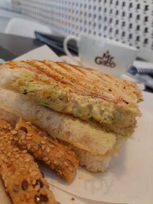 Mister Gabo Lounge Coffee