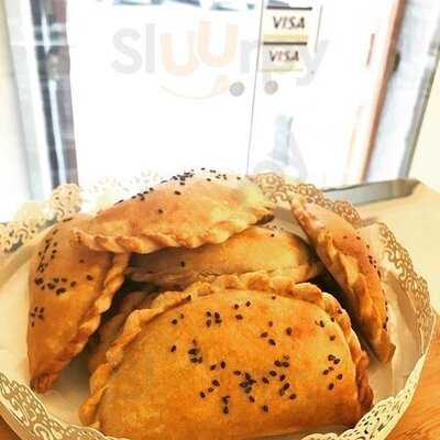 La Planta Cafe & Bakery