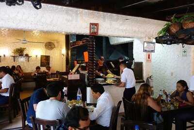 Don Tito Pollos A La Brasa