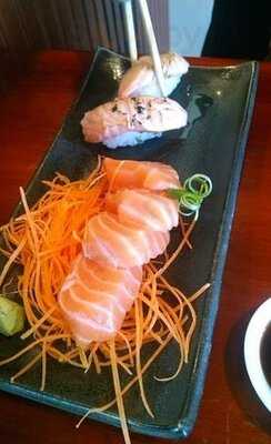 Meiji Sushi & Teppan Sushi