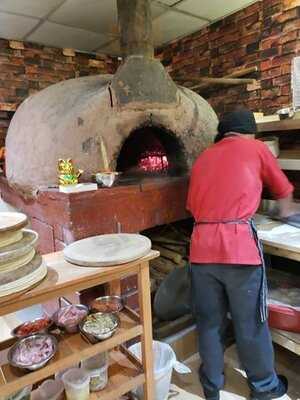 Allin Trattoria Pizzería