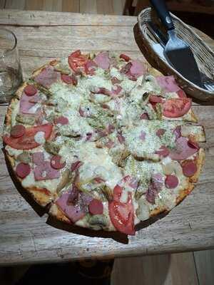 Allin Trattoria Pizzería