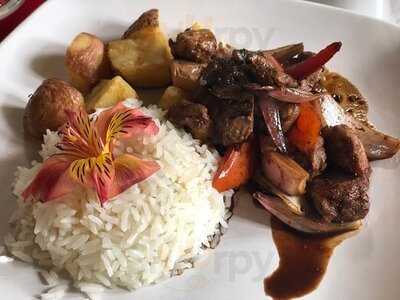 La Caverne Del Oriente