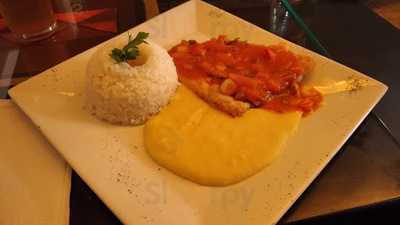 Mezze Restaurant And Cafe