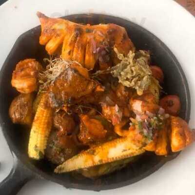 El Mariscal Barra Cevichera