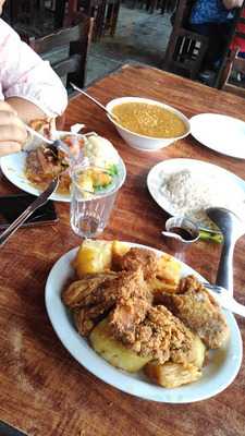 El Rancho De Robertin