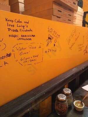 Luigi's Pizza