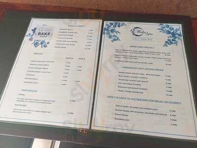 Media Luna Café