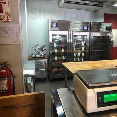 Osso Carniceria & Salumeria