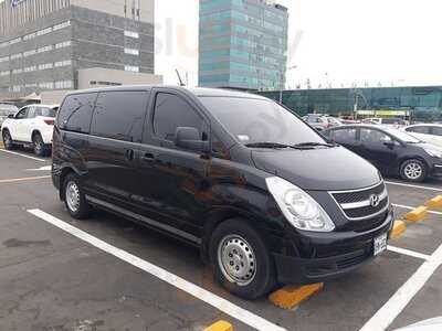 Starbucks - Aeropuerto Internacional Jorge Chavez