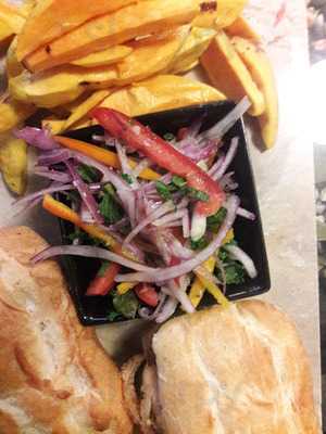 La Fabrica Resto-bar