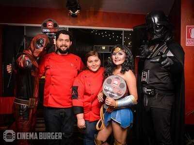 Cinema Burger Yanahuara