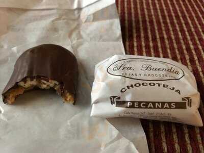 Sra. Buendia Tejas Y Chocotejas