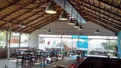 Yaku Pescados Y Mariscos