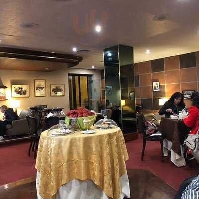 Cafeteria Del Gran Hotel Bolivar