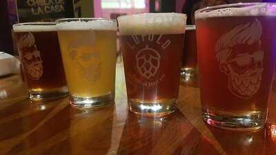 Lupulo Draft Bar