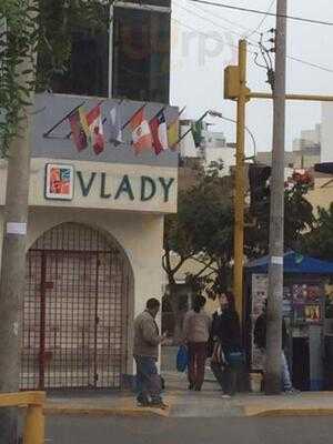 Vlady Reposteria Fina & Fruta Bar