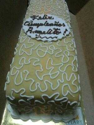 Vlady Reposteria Fina & Fruta Bar