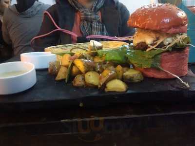 Photo 4