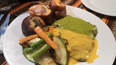 Sumaq Ch'aska Restobar