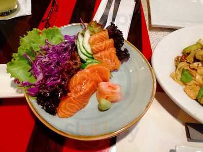 Izakaya Sushi Bar