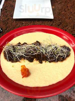 La Moma Restaurante Y Café