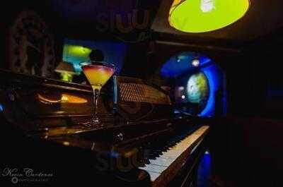Pisco Piano