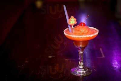 London Town Lounge Bar