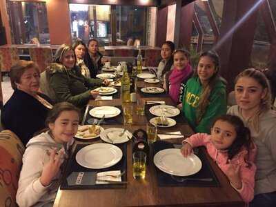 Pisqha. Carnes, Pizza & Café