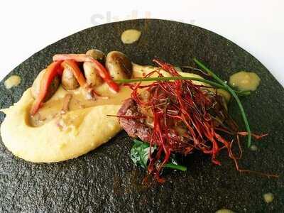 Oceanus Wine Bar & Restaurant