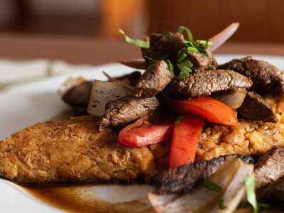 Mezzanine Café Gourmet