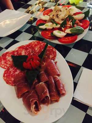 Napoli Pizza Y Pastas