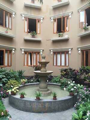 Alembic Pisco Bar & Lounge