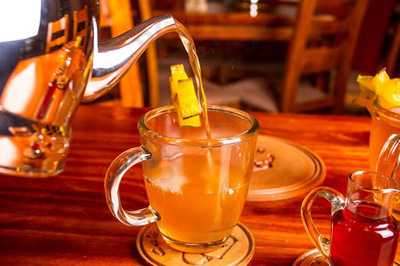 Caliente - Teteria Macerados Y Tapas