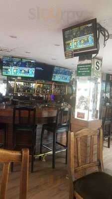 The Corner Sports Bar & Grill