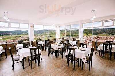 Wayra Terrazas Restaurant