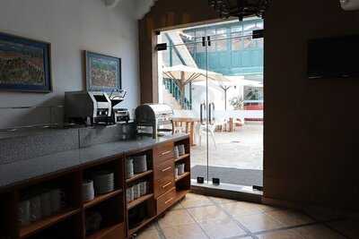 Sama Restaurante Café