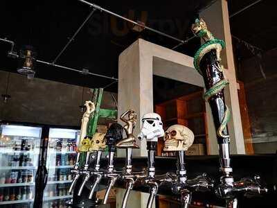 Muqui Beer Shop & Bar