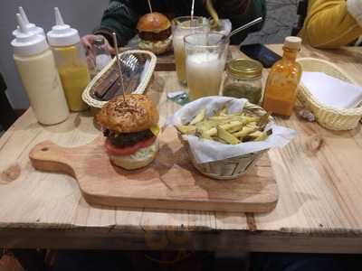 The Corner Restaurant & Café