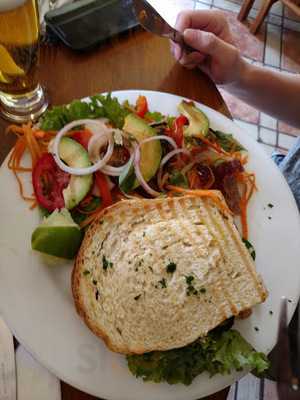 The Corner Restaurant & Café