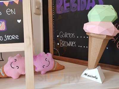 Maxicata Gelato Store