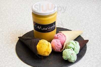 Maxicata Gelato Store