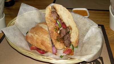 Numa Sanguchería - Café