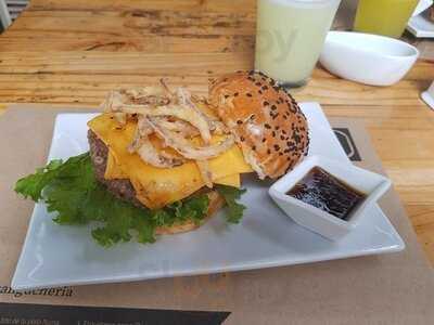 Numa Sanguchería - Café