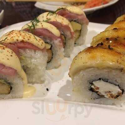 Senshi Sushi & Rolls