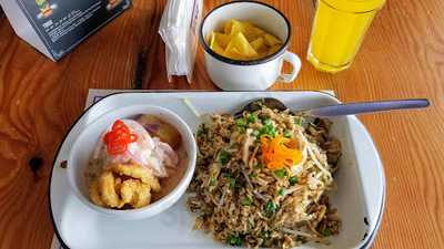 Amares Cevicheria Peruana