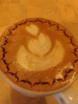 Big Lila - Café Y Barra