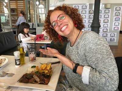 Mali Cafe & Restaurant