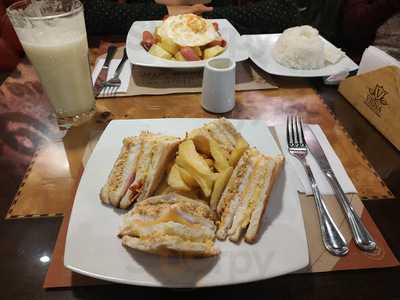 Viena Cafeteria Delicatessen