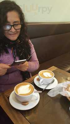 Cafe Bodega Santa Isabel